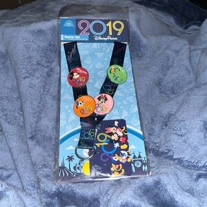 2019 Disney parks starter set